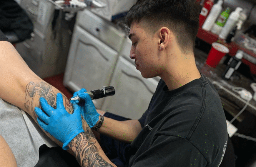 Tattoo Artist Body Protection: Save Hands & Back