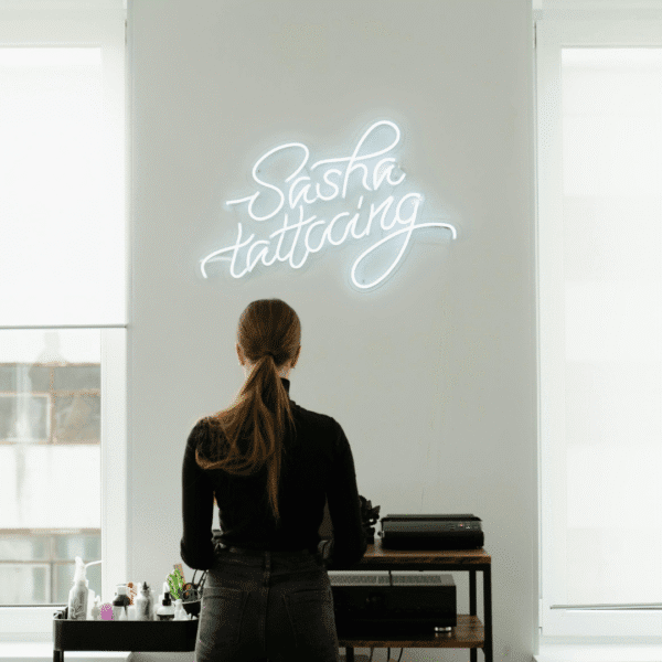 Tattoo Artist Scheduling Routine: A Week Behind the Needle
