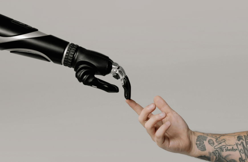 AI Assistants in Creative Businesses: The Rise in 2025
