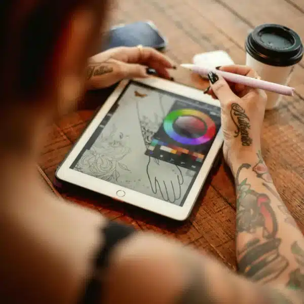 Tattoo Artist Time Management with LucentDesk